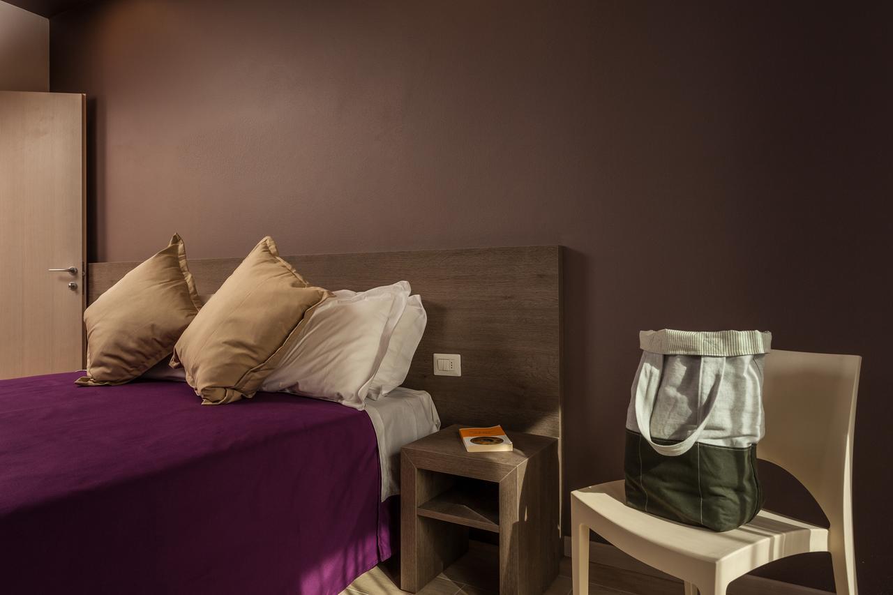 Hotel Gioia Римини Экстерьер фото